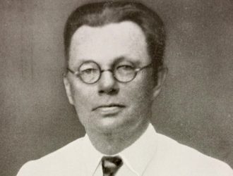 Микола Зеров – український поет, літературознавець (біографія коротко)
