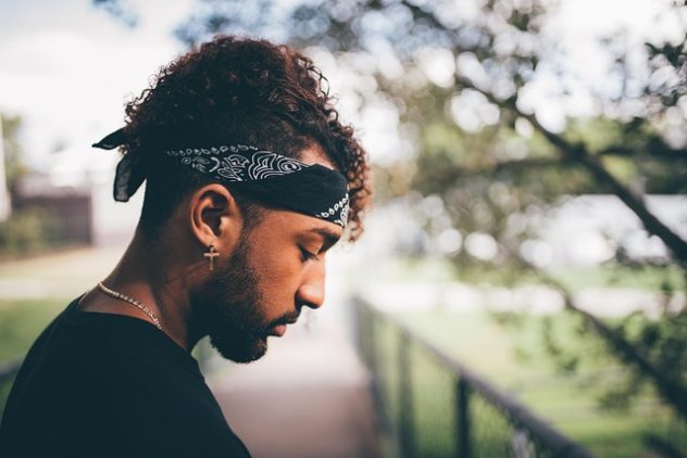 Как понять, что человек встречается с абьюзером?