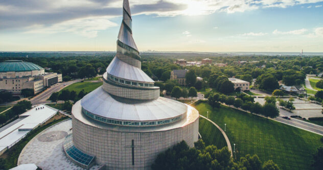 Громада Христа: історичне походження та розвиток руху