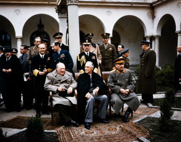 Ялтинська конференція 1945 року: як Сталін, Рузвельт і Черчилль поділили повоєнну Європу